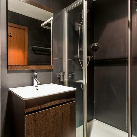 Marina With Pool & Gym Apartament Lagos