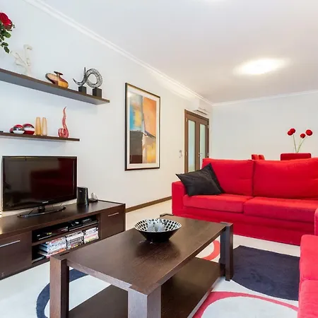 Marina With Pool & Gym