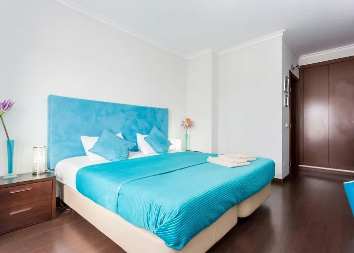 Апартаменты Marina With Pool & Gym *