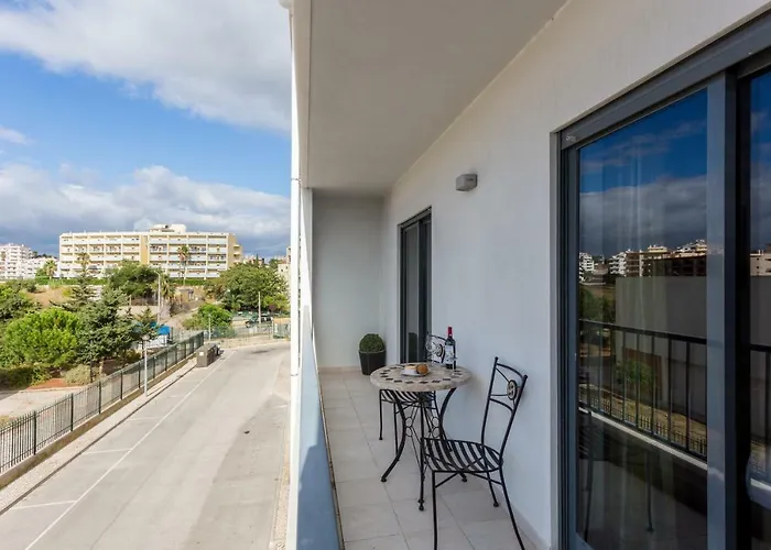 Marina With Pool & Gym * Лагуш